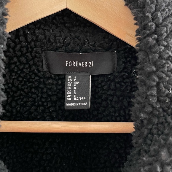 Black Denim Borg Interior Jacket - Picture 4 of 4